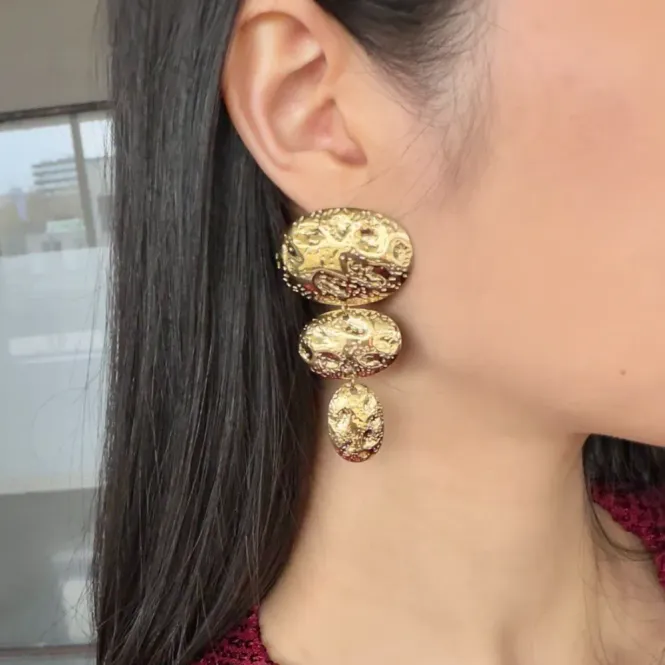 Hoofdbeeld Oorbellen Mia goud